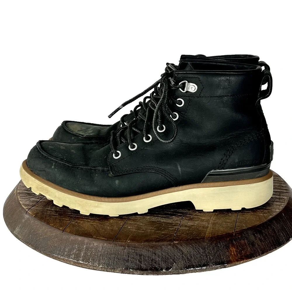 Sorel Boots Mens 9.5 Caribou Moc Black Nubuck Leather Waterproof Work Hiking